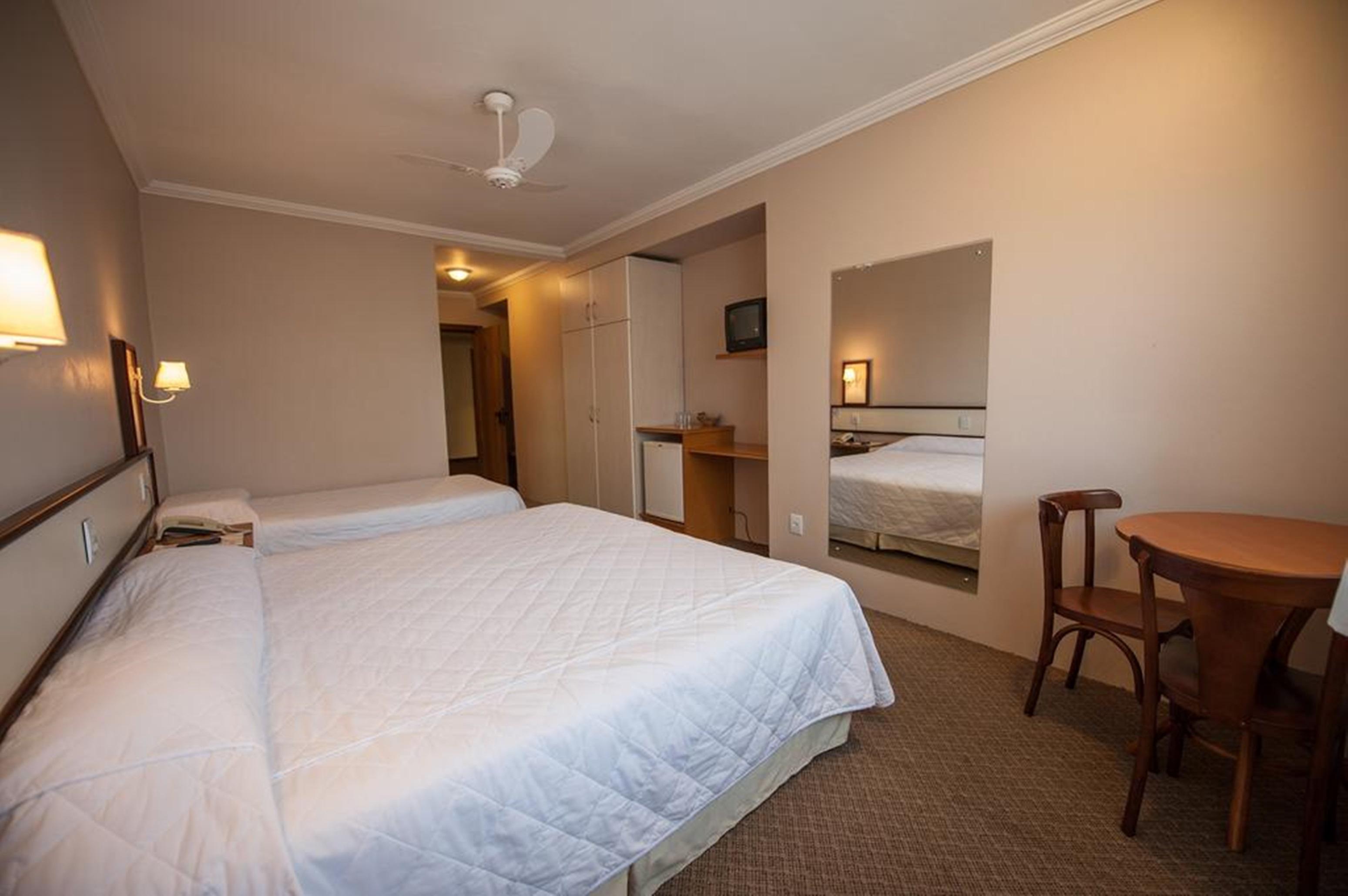 Farina Park Hotel เบงโต กองซัลเวส ภายนอก รูปภาพ