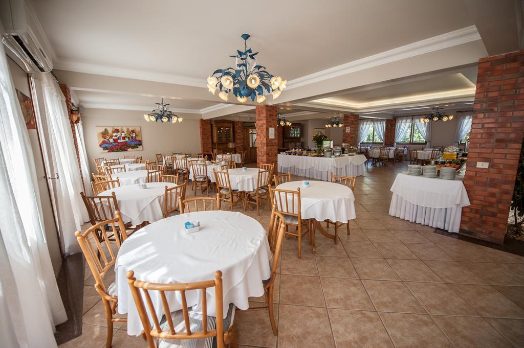 Farina Park Hotel เบงโต กองซัลเวส ภายนอก รูปภาพ